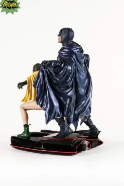 Batman & Robin PVC Diorama Statue 23 cm