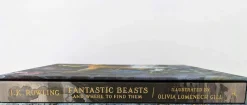 Fantastic Beasts and Where to Find Them: Deluxe Illustrated Edition