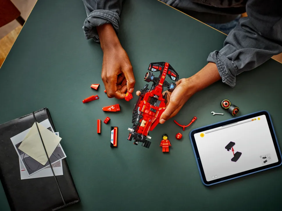 Ferrari SF-24 F1-racerbil (77242)