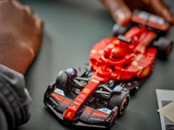 Ferrari SF-24 F1-racerbil (77242)