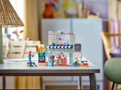 Frisør og butikk med hårtilbehør (42662)