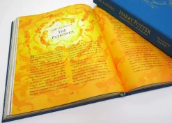 Harry Potter and the Prisoner of Azkaban: Deluxe Illustrated Slipcase Edition