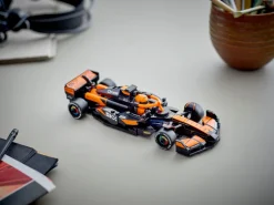 McLaren F1 Team MCL38-racerbil (77251)