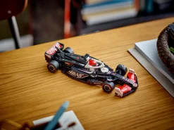 MoneyGram Haas F1 Team VF-24-racerbil (77250)