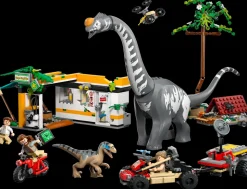 På sporet av titanosaurus og raptor (76973)