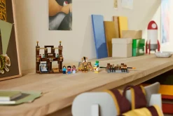 Skogspalass med kamparena (21272)